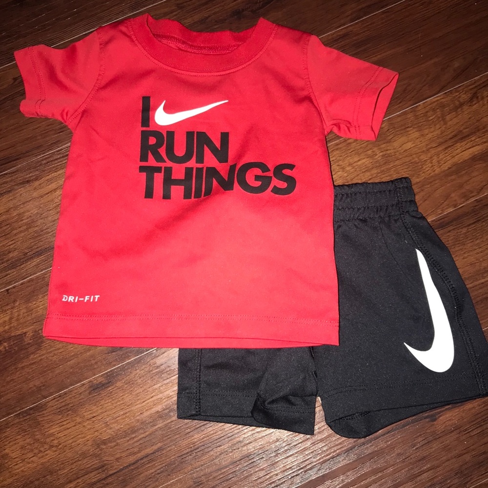 EUC Nike Outfit